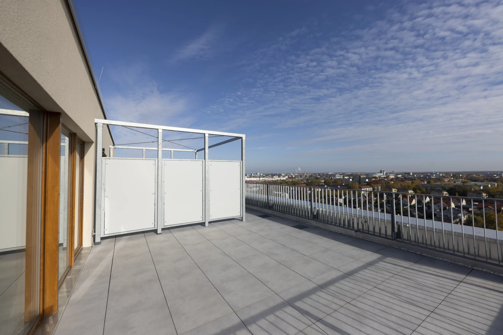 Cottbus_Lebensglück_Hochhaus_2-Zimmer-Whg_Durchgang
