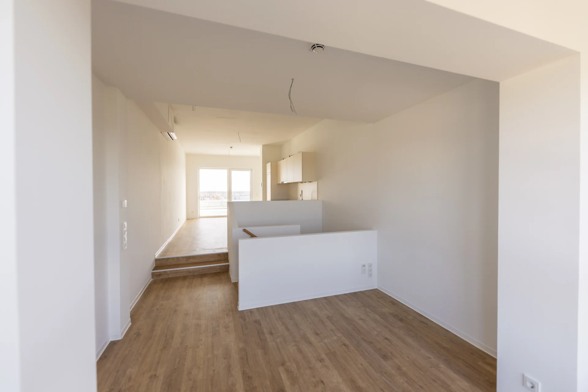 Cottbus_Lebensglück_Hochhaus_2-Zimmer-Whg_Durchgang