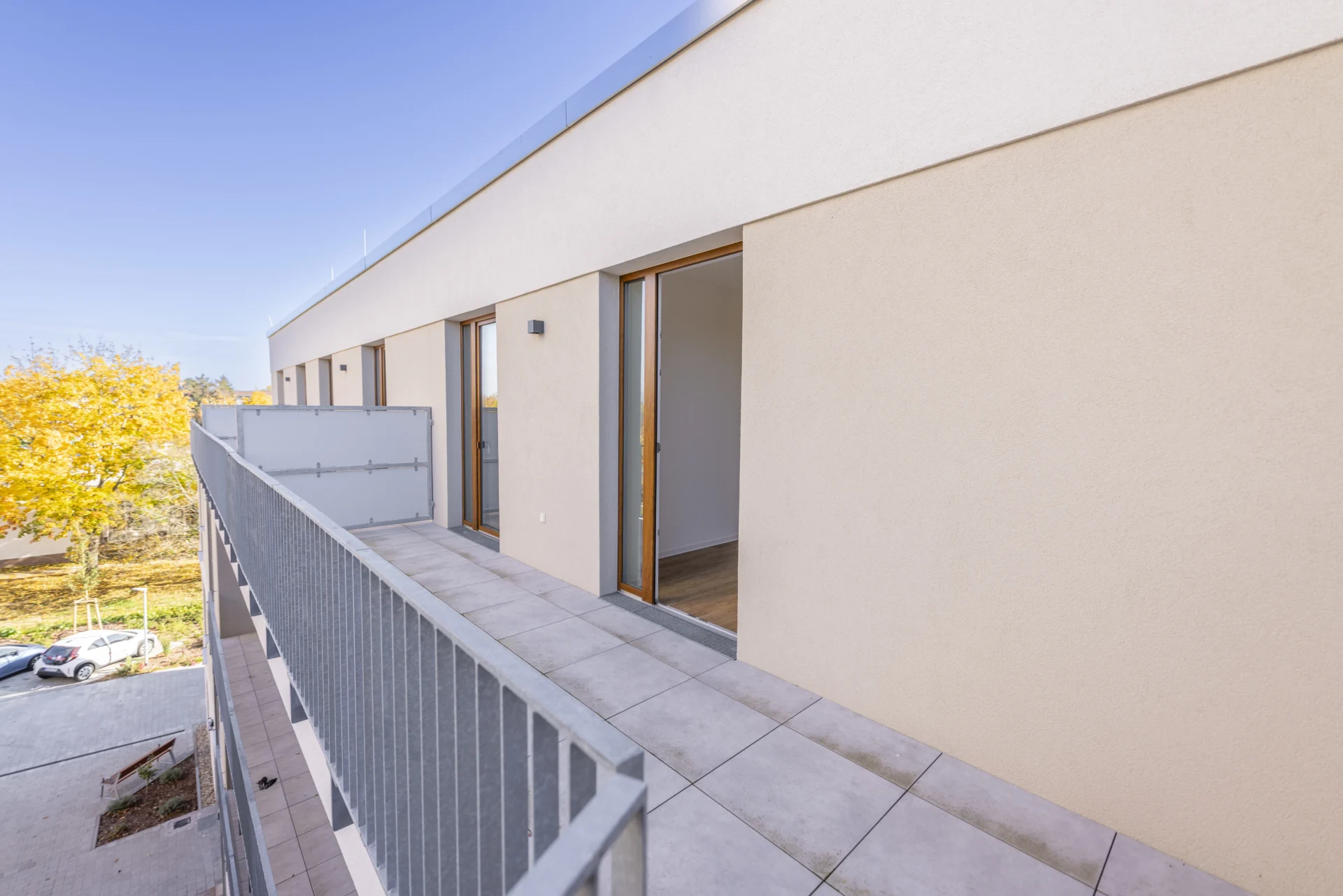 Cottbus_Lebensglück_Hochhaus_2-Zimmer-Whg_Durchgang