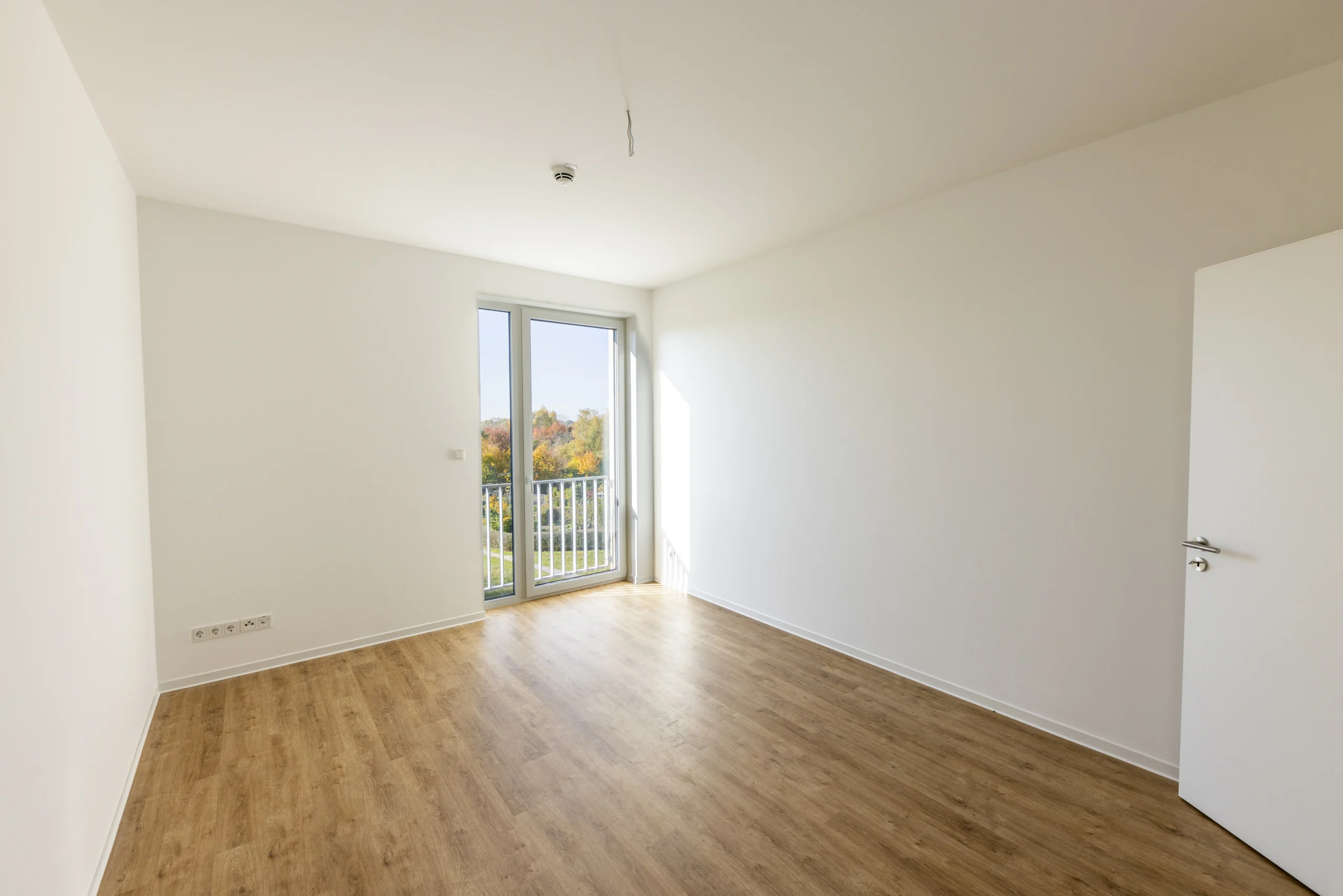 Cottbus_Lebensglück_Hochhaus_2-Zimmer-Whg_Durchgang