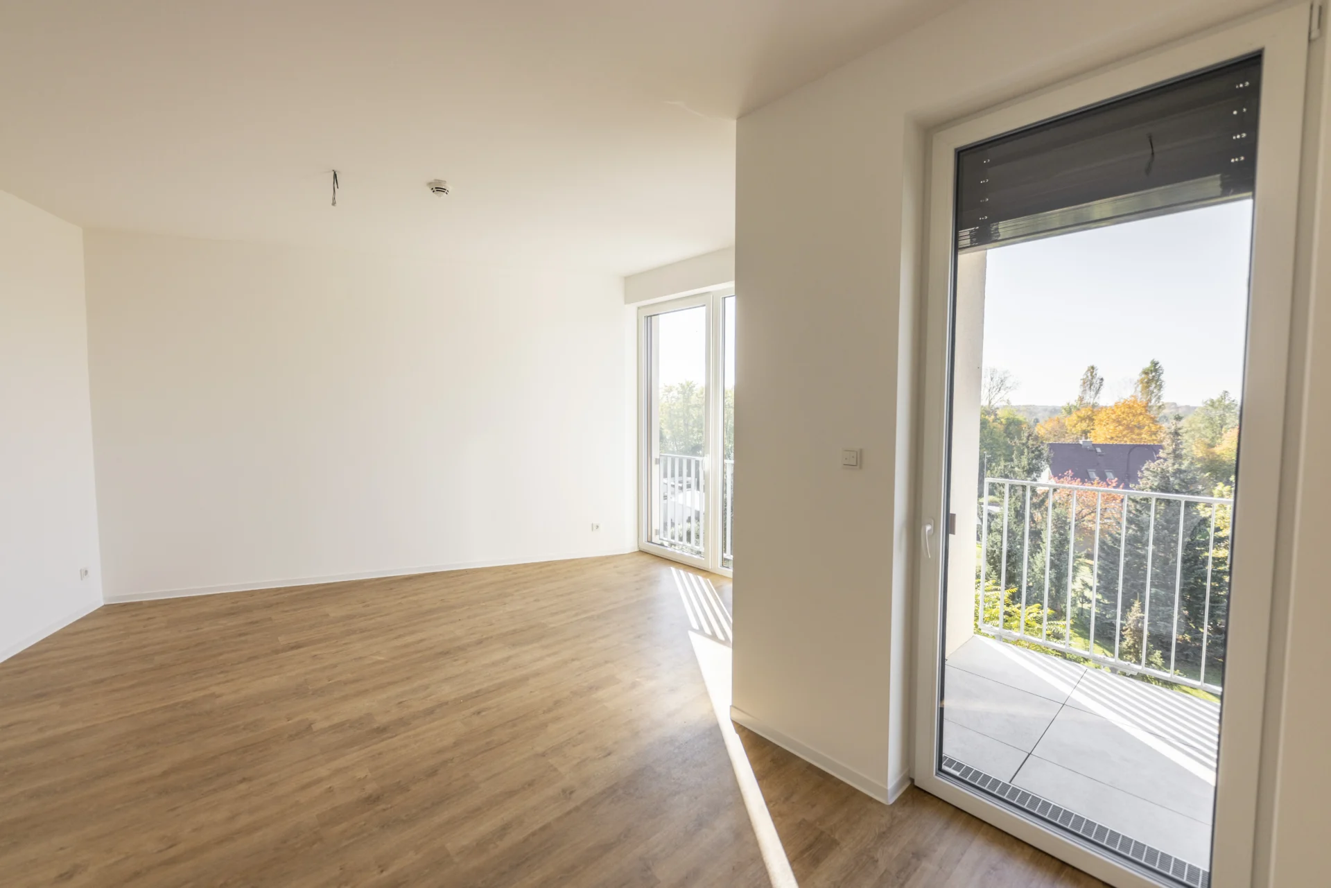 Cottbus_Lebensglück_Hochhaus_2-Zimmer-Whg_Durchgang